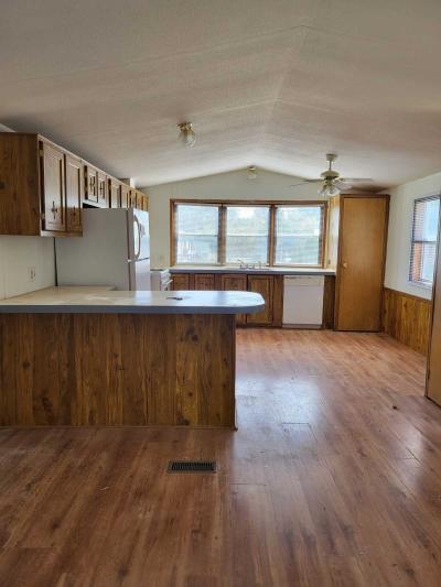 Photo 3 of 10 of home located at 4140 Bickel St, #487 Milford, MI 48381
