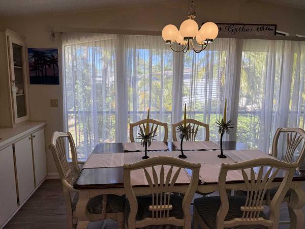 1987 HS Manufactured Home