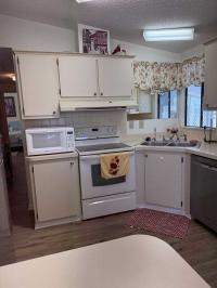 1987 HS Manufactured Home