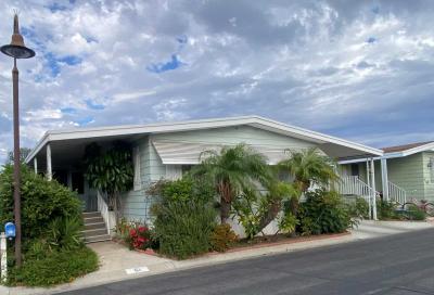 Photo 3 of 21 of home located at 14851 Jeffrey, #61 Irvine, CA 92618