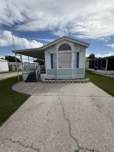 Mobile Home at 3331 Gall Blvd, Lot 340 Zephyrhills, FL 33541