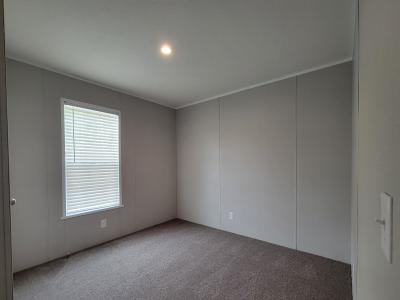 Photo 2 of 5 of home located at 920 Sleepy Hollow Drive, Site # 86 Menasha, WI 54952