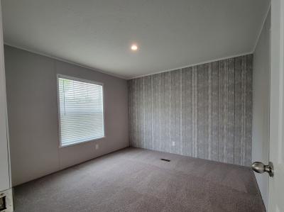 Photo 3 of 5 of home located at 920 Sleepy Hollow Drive, Site # 86 Menasha, WI 54952