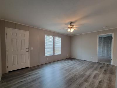 Photo 4 of 5 of home located at 920 Sleepy Hollow Drive, Site # 86 Menasha, WI 54952