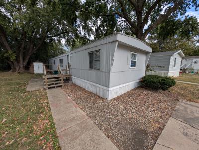 Mobile Home at 323 Country Elms Est. Galesburg, IL 61401