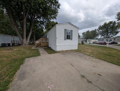 Mobile Home at 341 Country Elms Est. Galesburg, IL 61401
