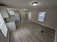 2005 Adrian mobile Home