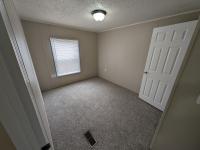 2005 Adrian mobile Home