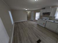 2005 Adrian mobile Home