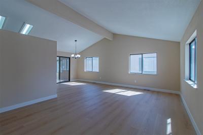 Photo 2 of 17 of home located at 6420 E. Tropicana Ave. Las Vegas, NV 89122