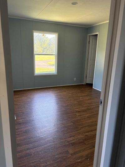 Photo 2 of 5 of home located at 749 Bleich Road Lot 27 Paducah, KY 42003