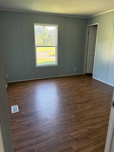 Photo 5 of 5 of home located at 749 Bleich Road Lot 27 Paducah, KY 42003