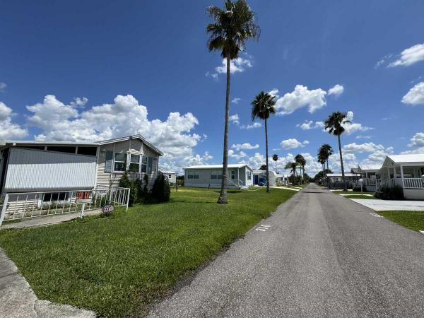 1998 HEAR Mobile Home For Sale