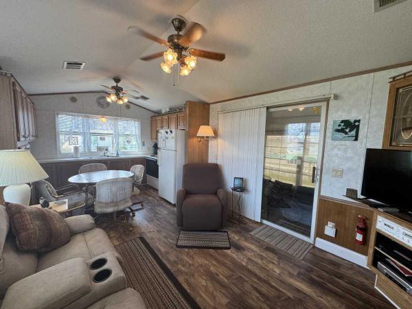 1998 HEAR Mobile Home For Sale