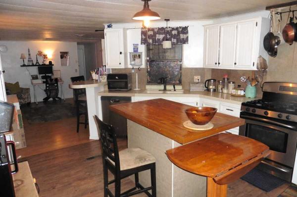 1985 American Mobile Home For Sale