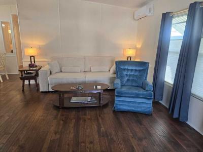 Photo 5 of 8 of home located at 370 53rd Avenue #293 Saint Petersburg, FL 33703