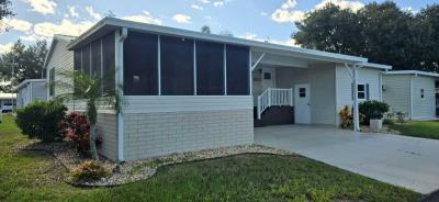 Photo 2 of 39 of home located at 25817 Espanola Drive Leesburg, FL 34748
