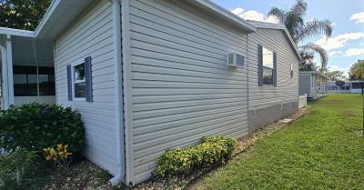 Photo 5 of 39 of home located at 25817 Espanola Drive Leesburg, FL 34748