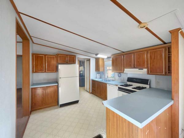 1989 Champion Manufactured Home