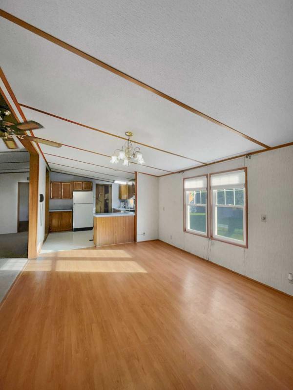 1989 Champion Manufactured Home