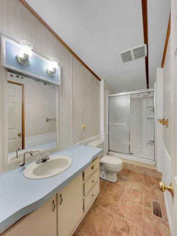 1989 Champion Manufactured Home