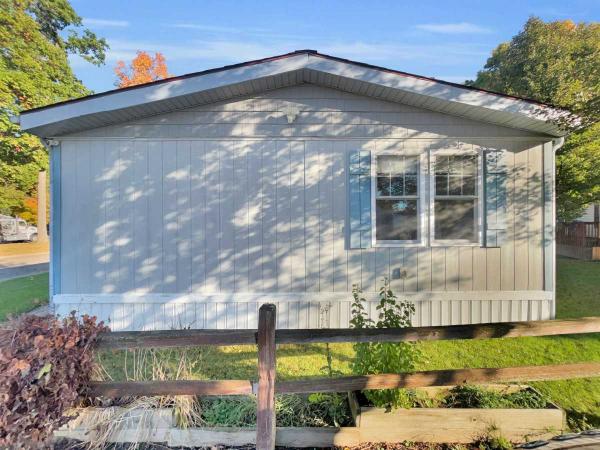 1989 Champion Manufactured Home