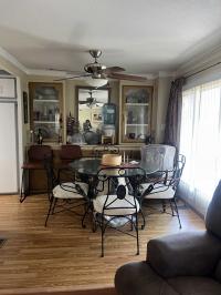 1969 LAKEWOOD GOLD METAL Mobile Home
