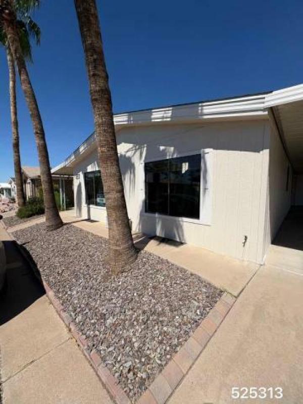 Photo 1 of 2 of home located at Holiday Palms 9302 E Broadway Rd Lot 115 Mesa, AZ 85208
