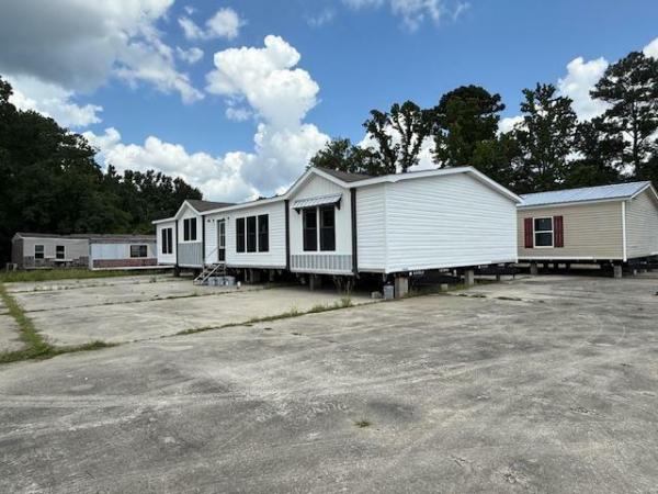 Photo 1 of 2 of home located at Rockin' P Homes Llc 1111 Florida Ave SW Denham Springs, LA 70726