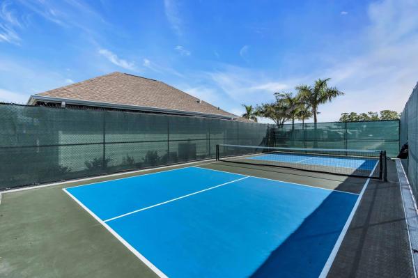 1986 Palm Harbor Manufactured Home