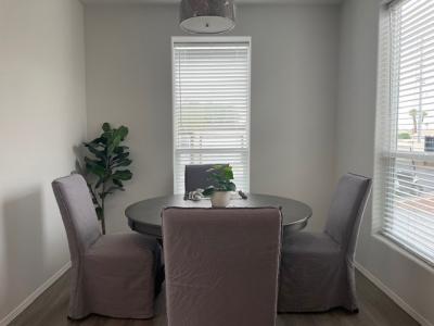 Photo 4 of 8 of home located at 10201 N. 99th Ave. #2 Peoria, AZ 85345