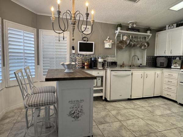 1989 DELO 2D10039A/B Mobile Home