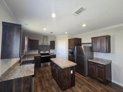 Photo 4 of 10 of home located at 469 Split Rail Parkway Kyle, TX 78640