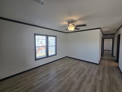 Photo 2 of 6 of home located at 189 Goldwater Drive Kyle, TX 78640