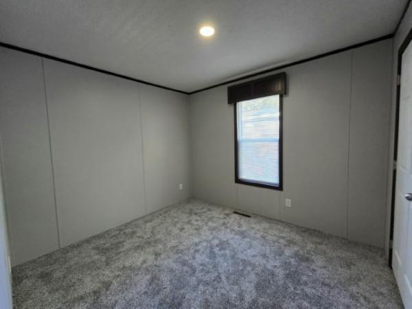 2020 Fleetwood 401HH28403A Manufactured Home