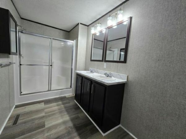 2020 Fleetwood 401HH28403A Manufactured Home