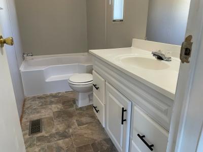 Mobile Home at 259 Green Valley Road Flint, MI 48506