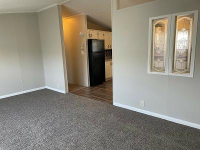 Photo 3 of 8 of home located at 259 Green Valley Road Flint, MI 48506