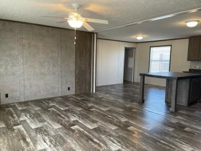 Photo 3 of 6 of home located at 524 Red Beech Drive Flint, MI 48506