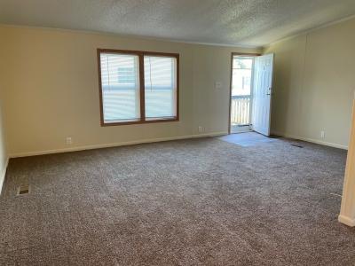 Photo 2 of 8 of home located at 205 Evergreen Road Flint, MI 48506