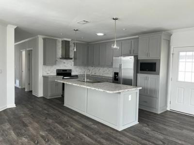 Photo 3 of 20 of home located at 4316 Kings Drive Ellenton, FL 34222