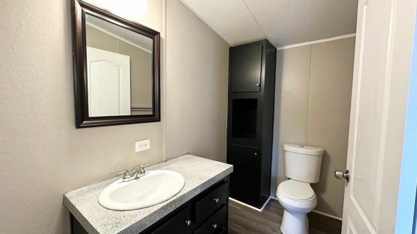 2004 Fleetwood Cavco Series Mobile Home