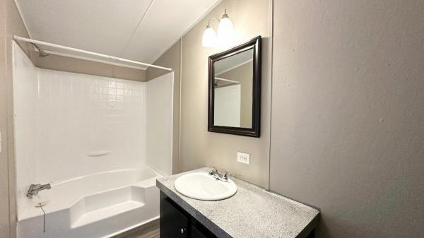 2004 Fleetwood Cavco Series Mobile Home