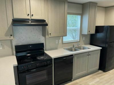 Photo 4 of 8 of home located at 10201 W Beaver St #208 Jacksonville, FL 32220