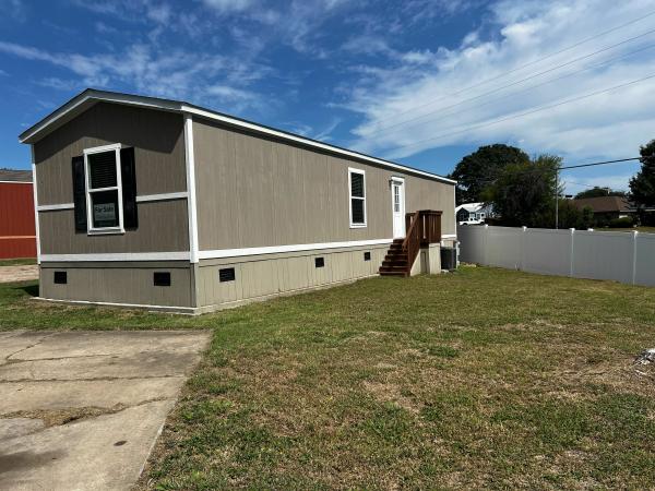 2023 Clayton - Bonham Mobile Home For Sale