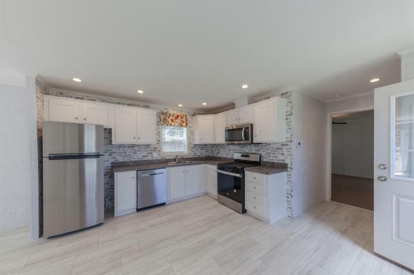 2023 Redman/Champion 19 NWS-F-25206  Home