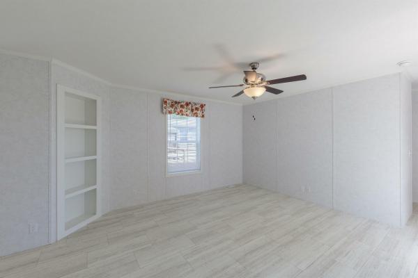 2023 Redman/Champion 19 NWS-F-25206  Home