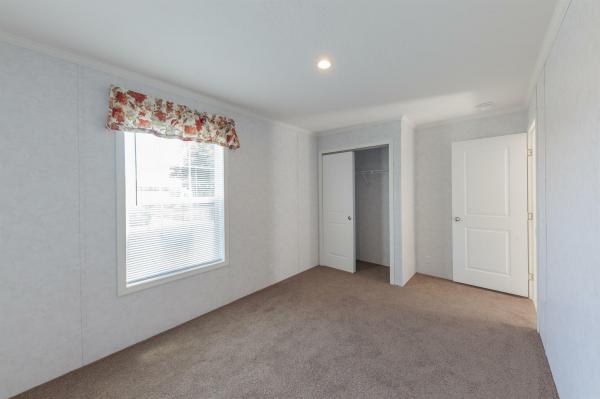 2023 Redman/Champion 19 NWS-F-25206  Home