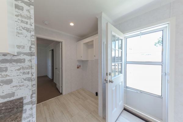 2023 Redman/Champion 19 NWS-F-25206  Home