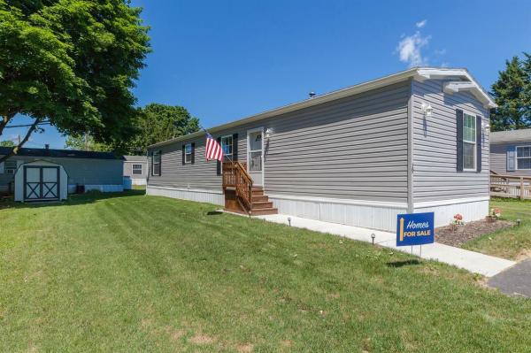 2023 Redman/Champion 19 NWS-F-25206  Home